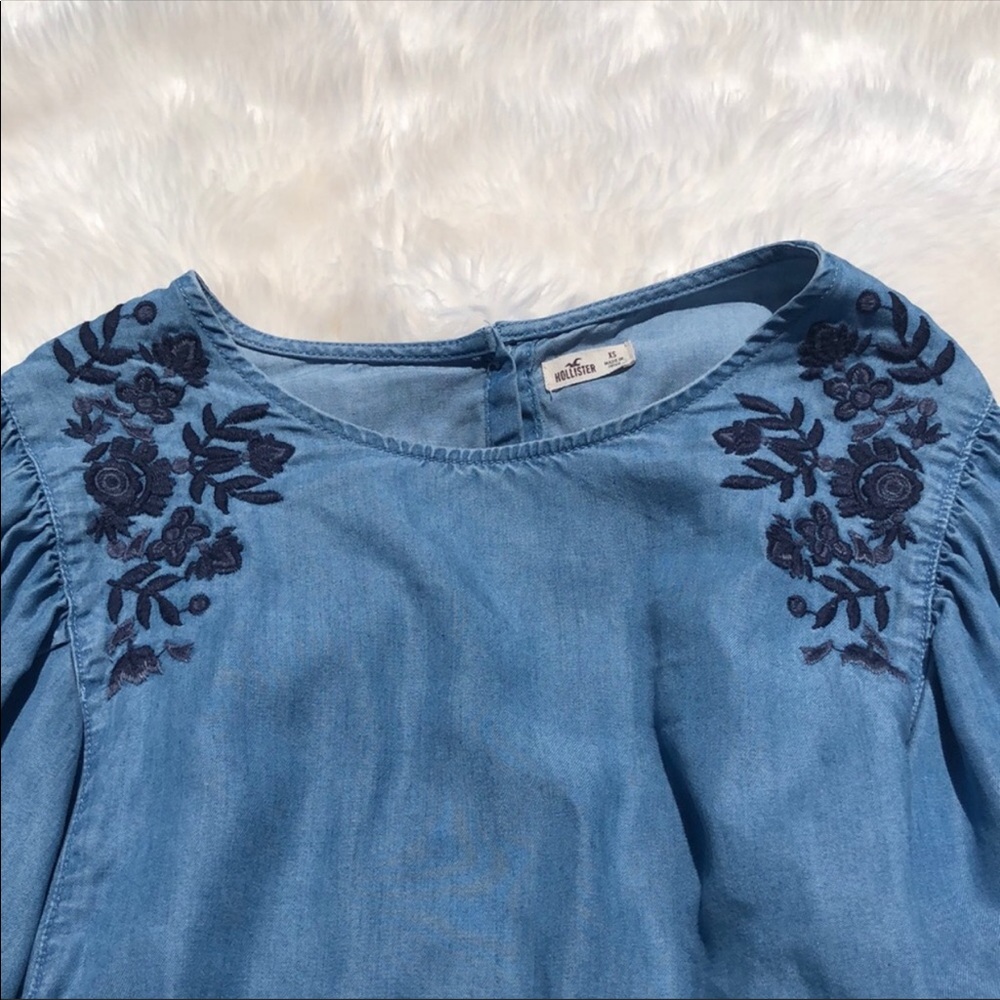 Size XS bell sleeve top